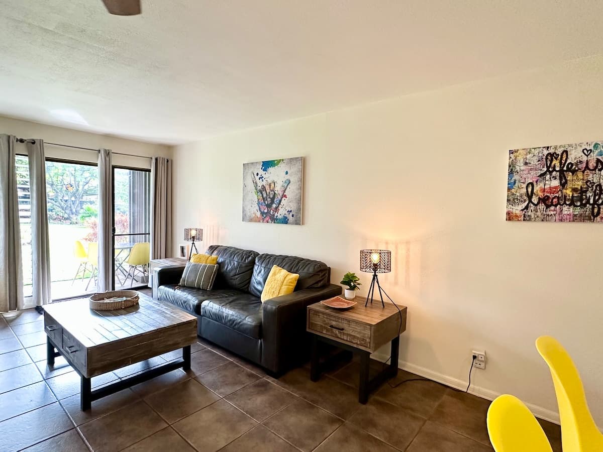 Condo in Kihei · ★4.6 · 1 bedroom · 4 beds · 1 bath - Photo 4