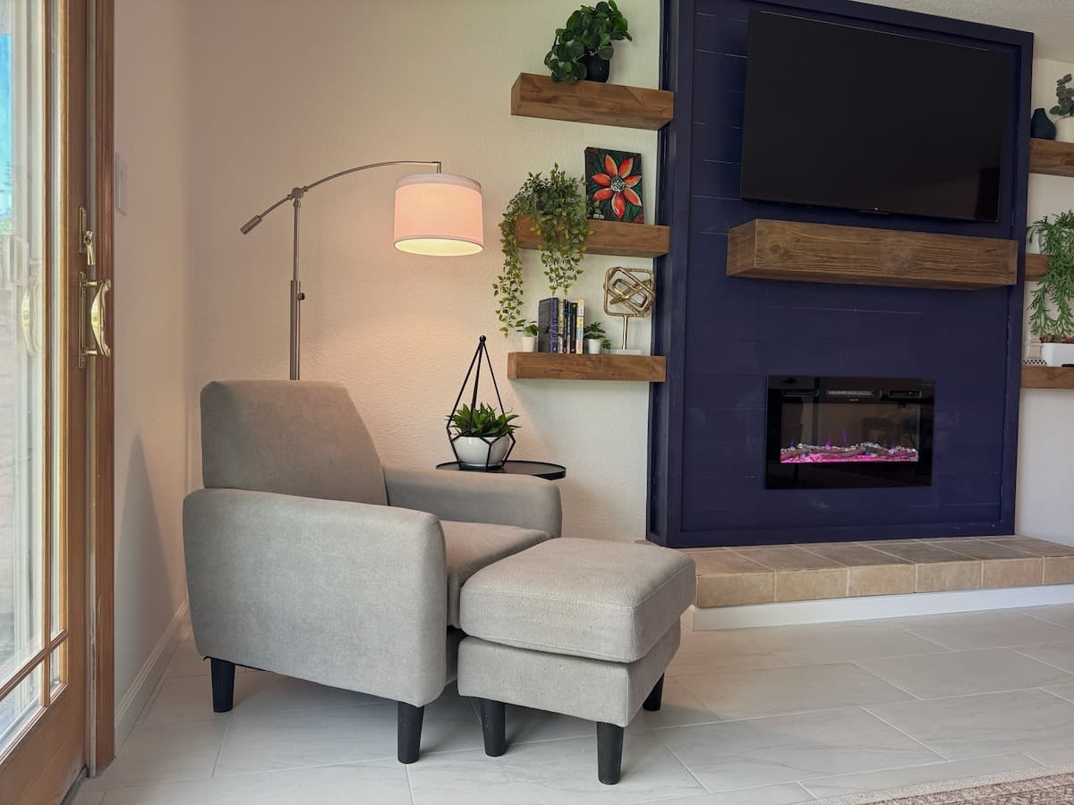Mid-Century Modern Ranch Retreat in College Glen - Photo 3
