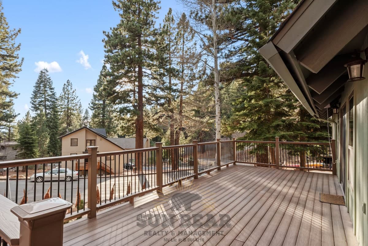 Home in Incline Village · 4 bedrooms · 6 beds · 3 private baths - Photo 3