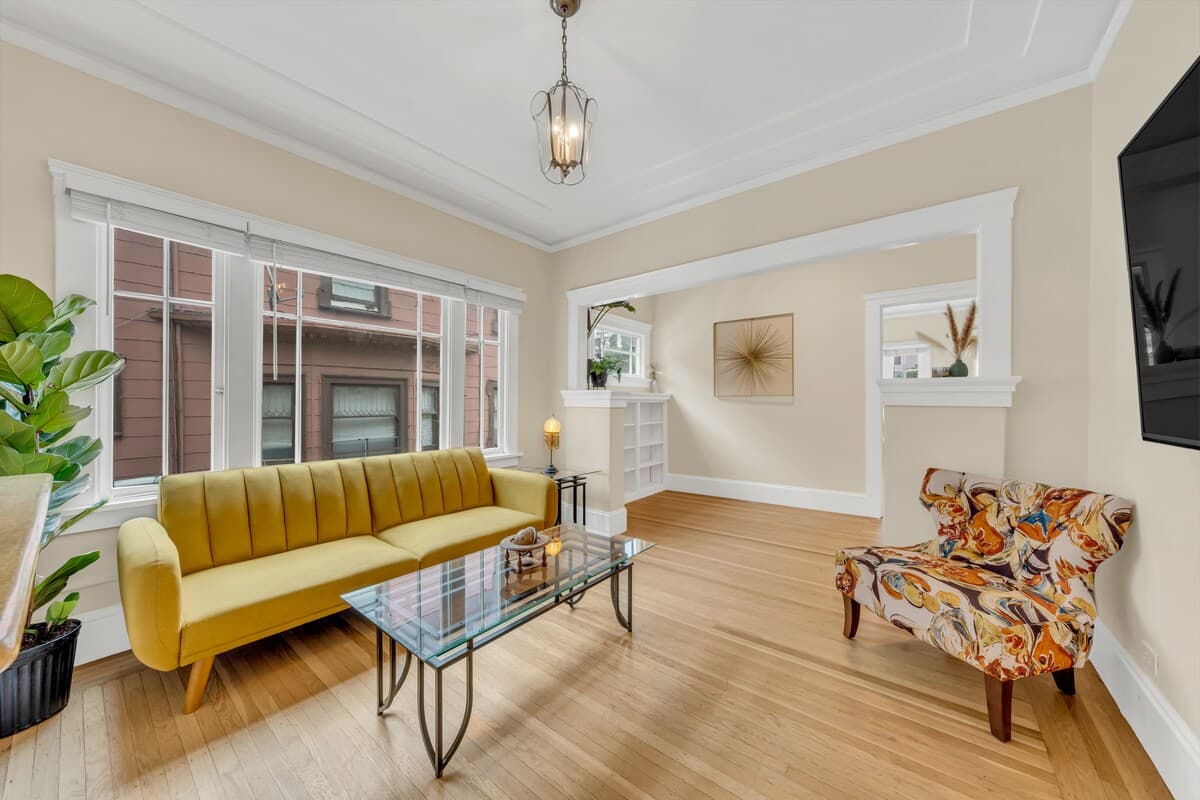 Urban 2 BR Haven with Garden Patio near Downtown - Photo 4