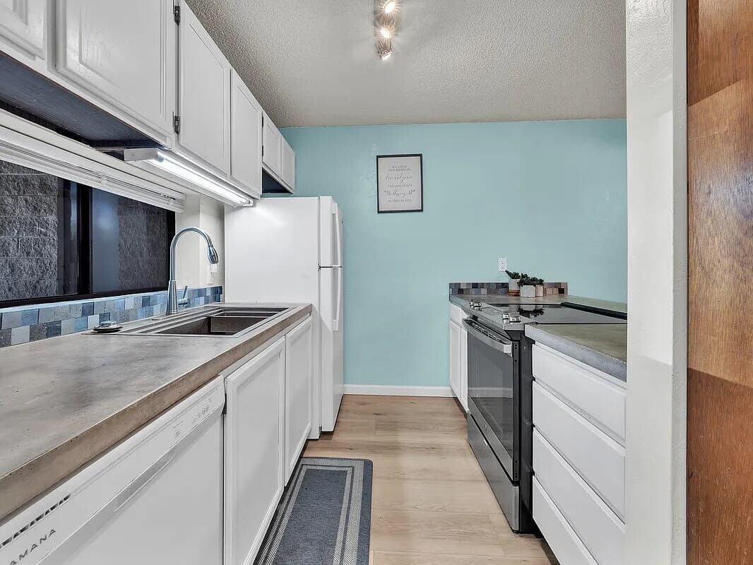 Condo in Waikoloa Village · ★4.4 · 2 bedrooms · 3 beds · 2 private baths - Photo 5