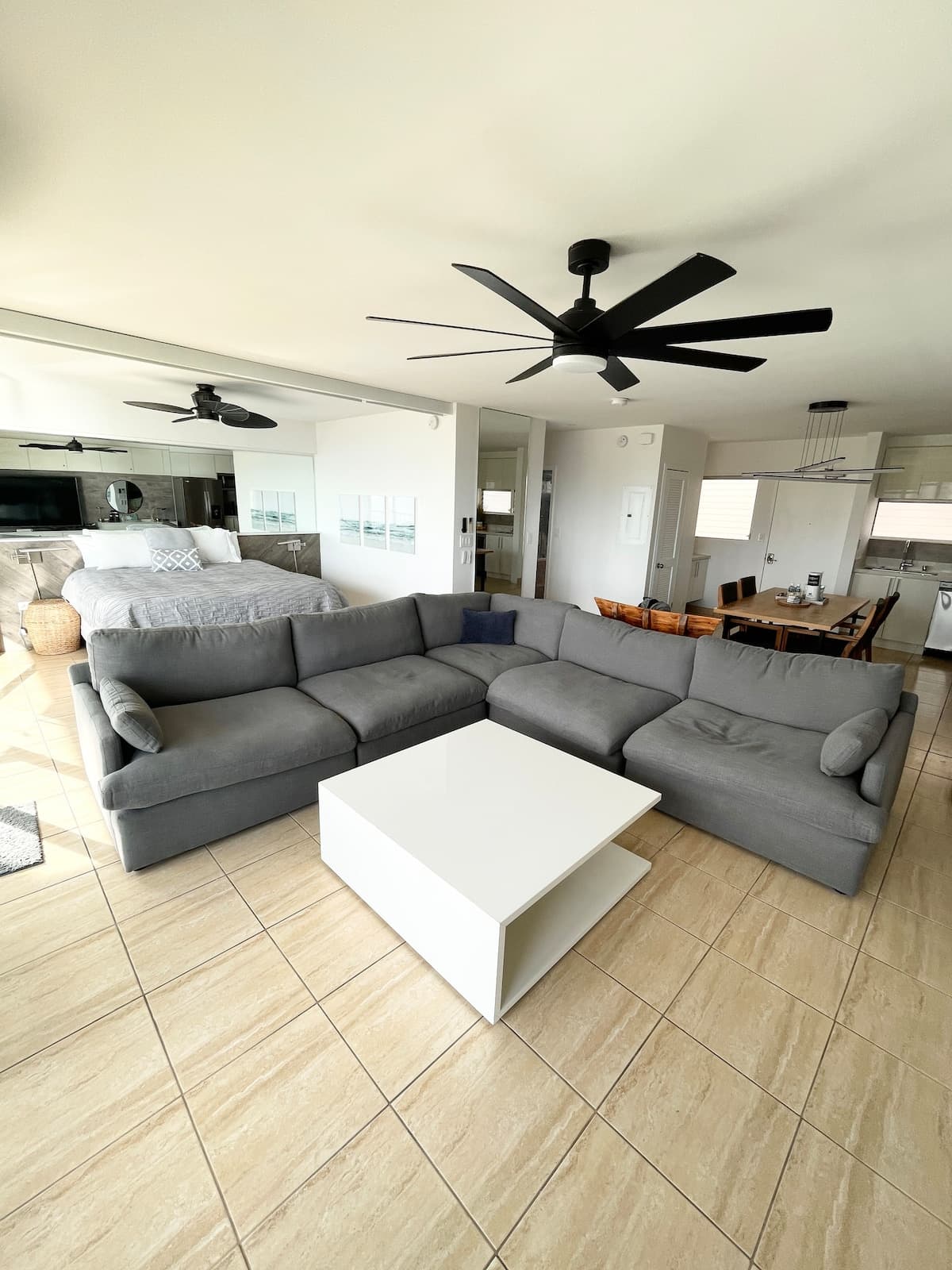 Condo in Honolulu · ★4.89 · 1 bedroom · 1 bed · 1 private bath - Photo 2