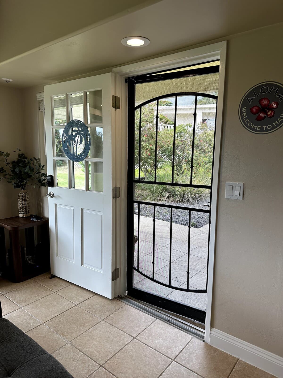 Home in Kailua-Kona · ★4.96 · 2 bedrooms · 4 beds · 2 private baths - Photo 3