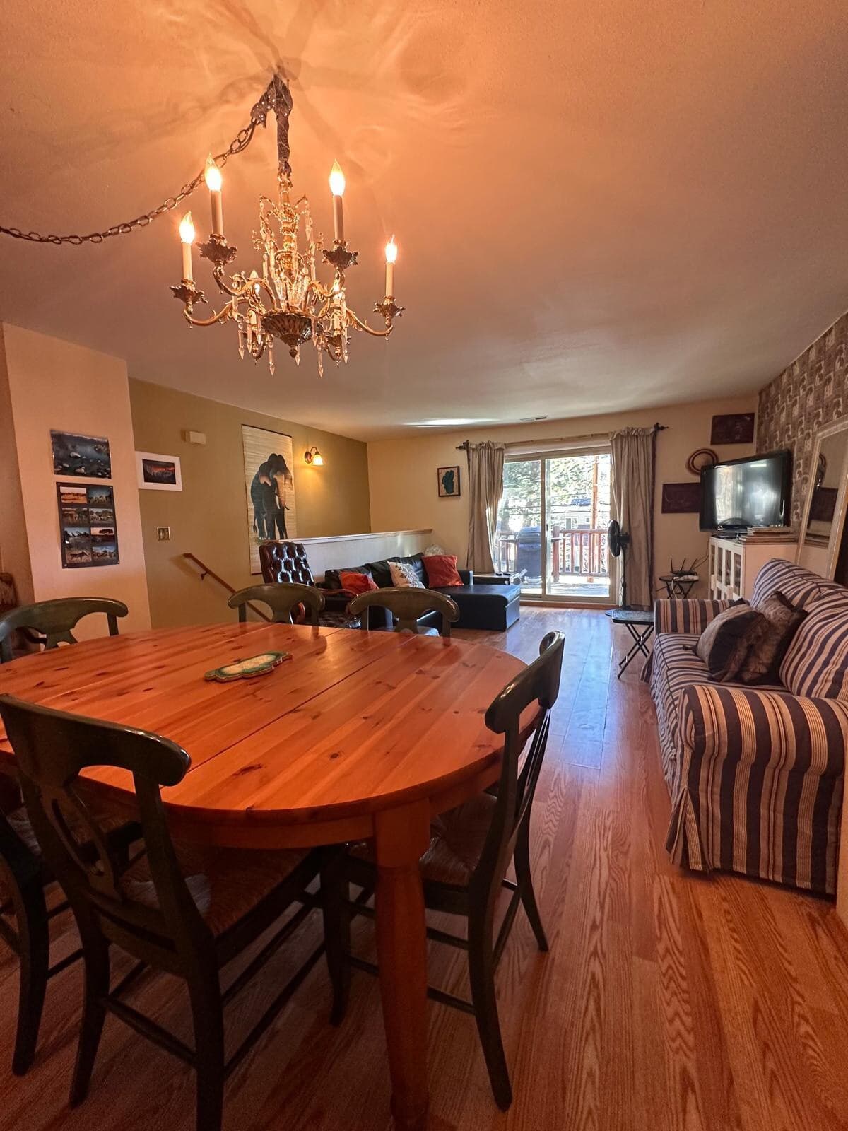 Condo in Incline Village · ★4.79 · 2 bedrooms · 5 beds · 2 private baths - Photo 4
