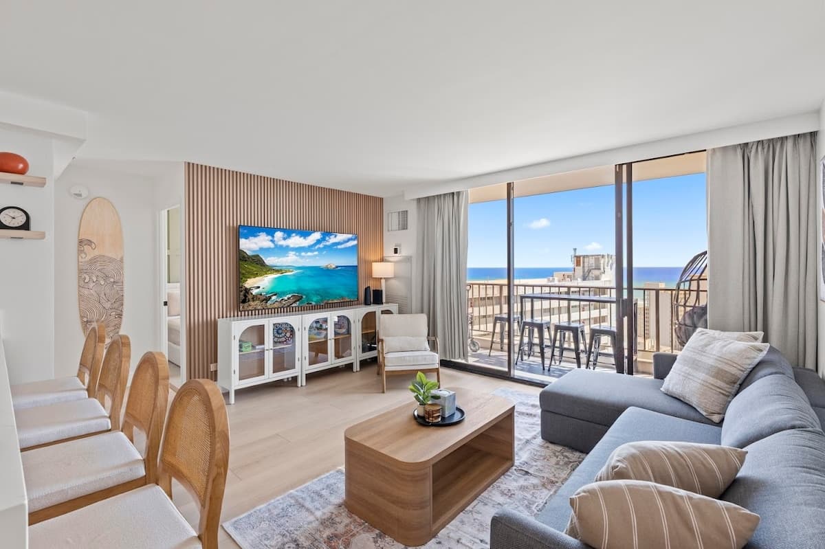 28FL-Upscale Ocean & Diamond Head View-1BR/Parking - Photo 2