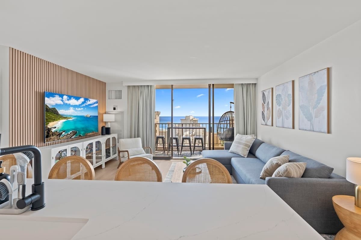 28FL-Upscale Ocean & Diamond Head View-1BR/Parking - Photo 4
