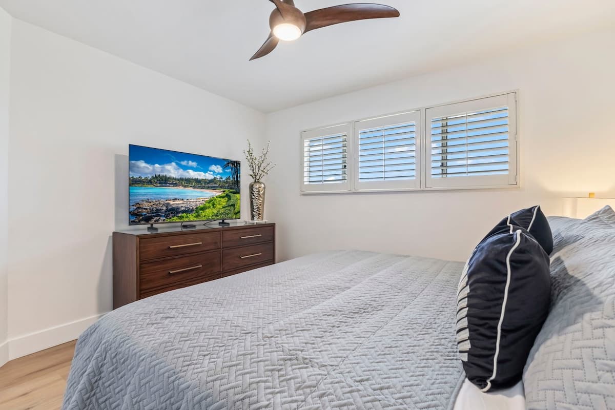 Brand New-Ocean Views/Sunsets-AC - Photo 1