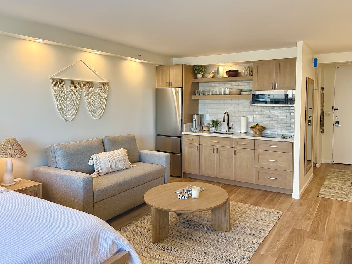 Island-Luxe Studio w/ Free Parking @ Marine Surf - Photo 4