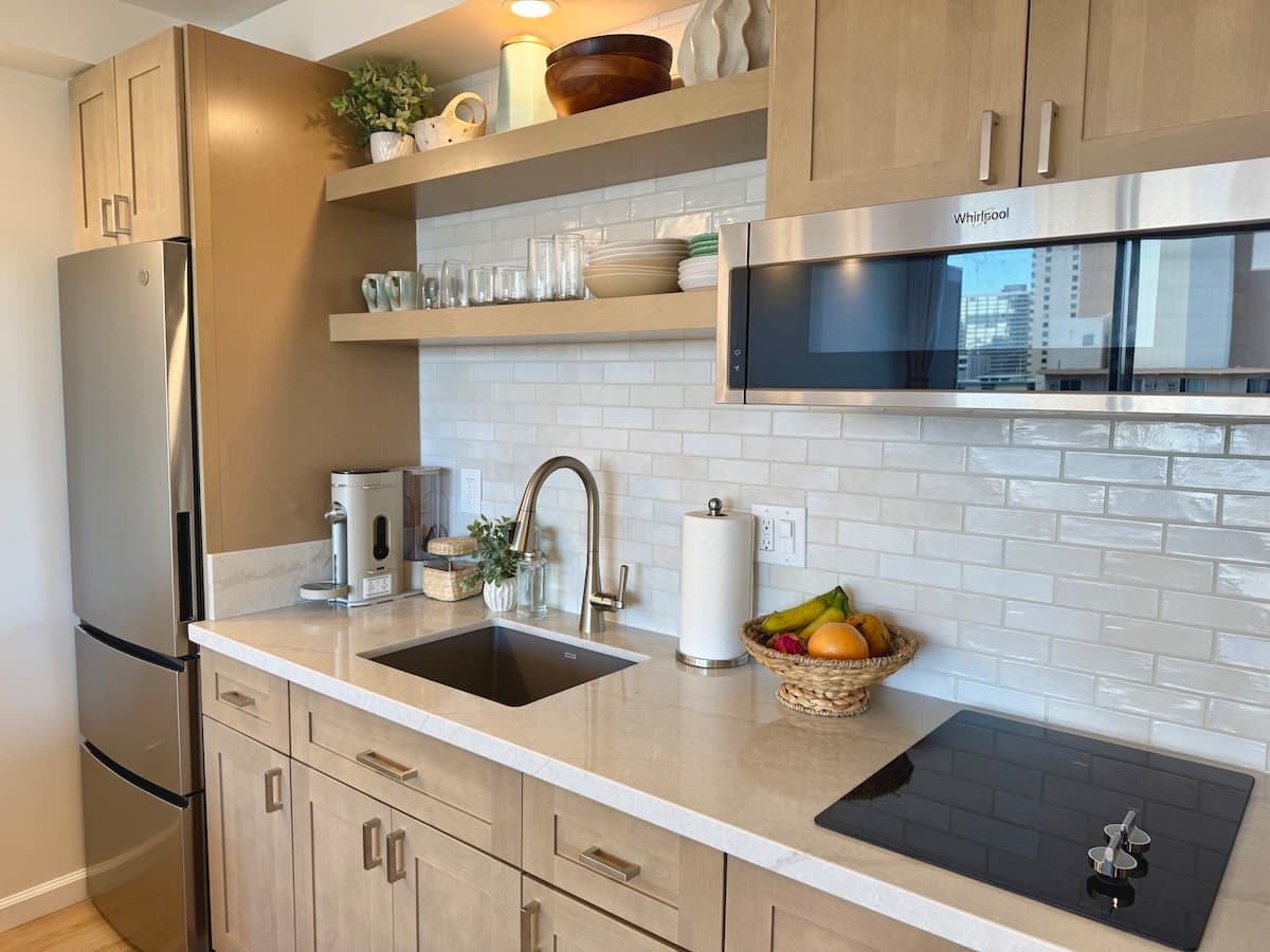 Island-Luxe Studio w/ Free Parking @ Marine Surf - Photo 5