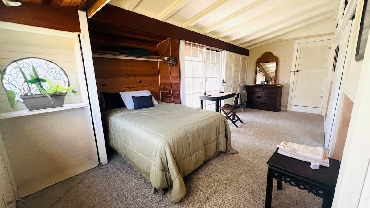 Home in Captain Cook · ★4.69 · 1 bedroom · 1 bed · 1 private bath - Photo 5