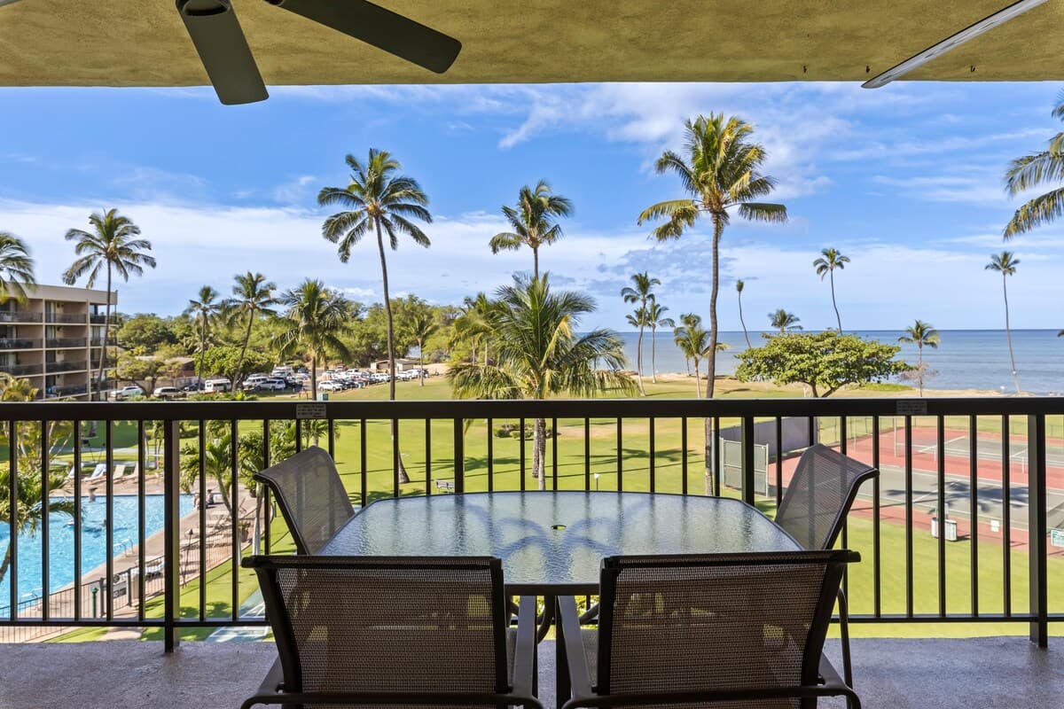 Condo in Kihei · ★4.79 · 2 bedrooms · 3 beds · 2 baths - Photo 3