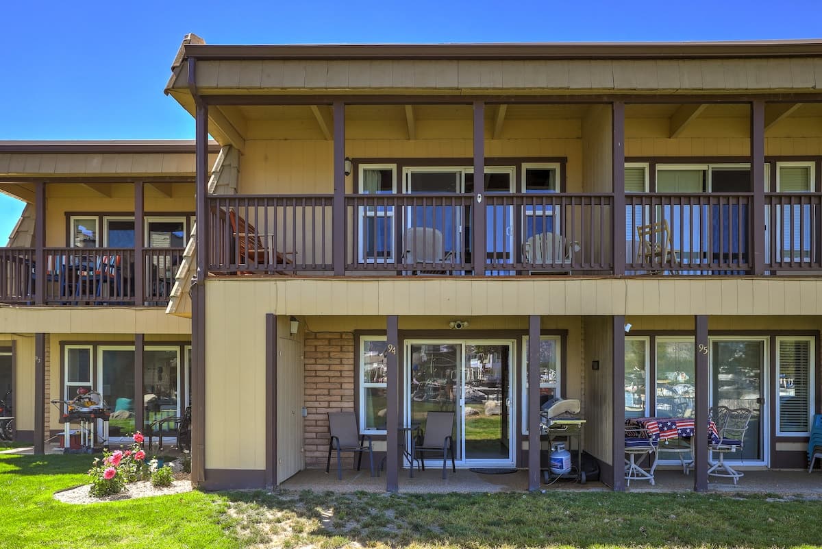 Marina Waterfront Townhome with Dock & Ski Storage - Photo 5