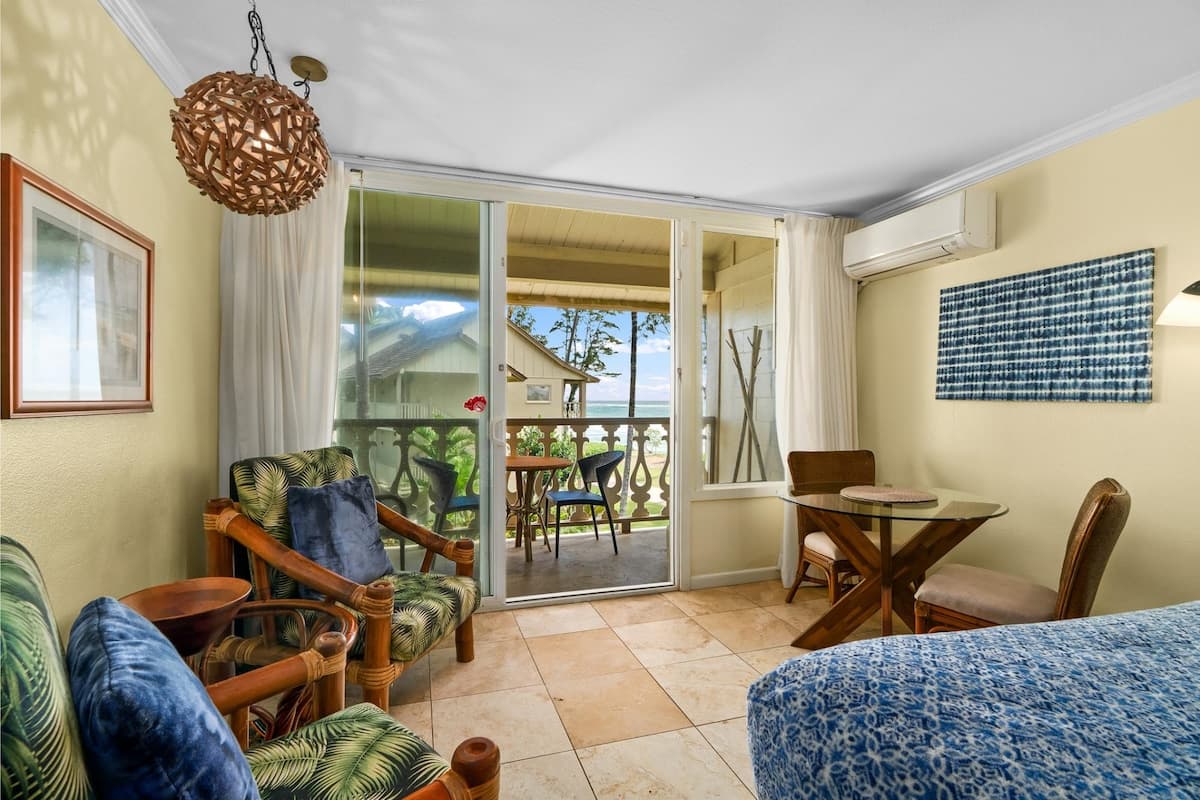 Condo in Kapaa · ★4.54 · 1 bedroom · 1 bed · 1 private bath - Photo 3