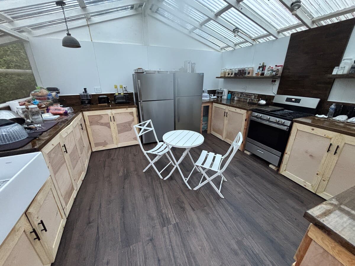 Cabin in Mountain View · ★5.0 · 1 bedroom · 1 bed · 1 private bath - Photo 1