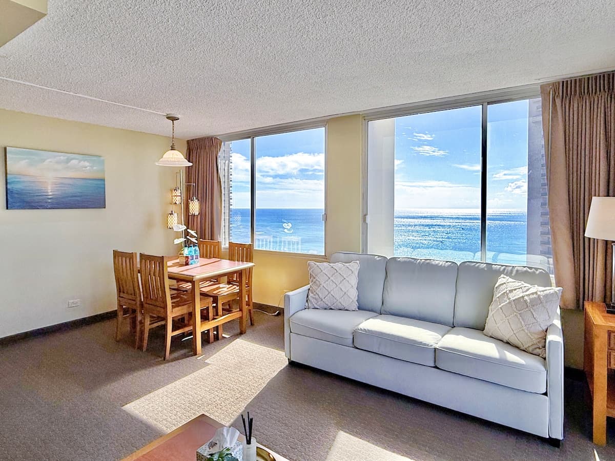 31FL-High Floor Oceanview-Waikiki-1BR-Near Beach! - Photo 1