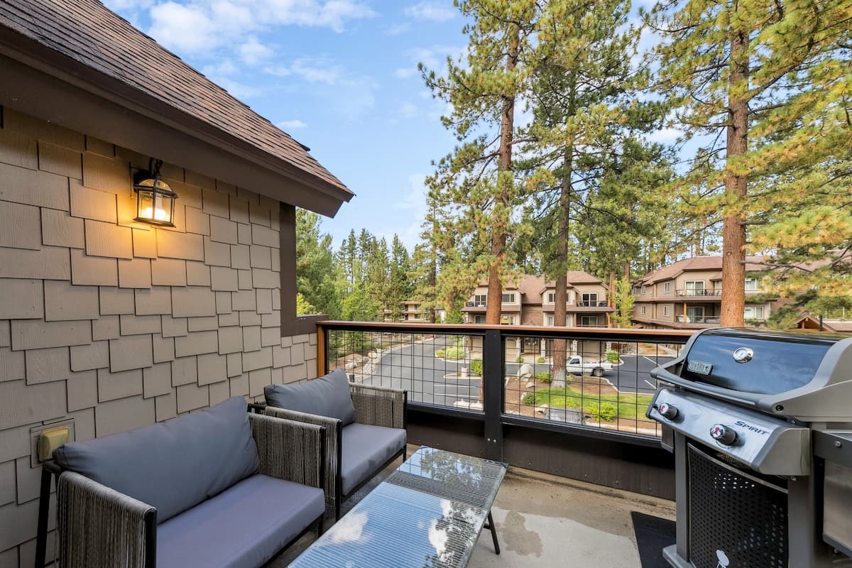 Gated Tahoe Woods Townhome, Steps to Heavenly - Photo 2