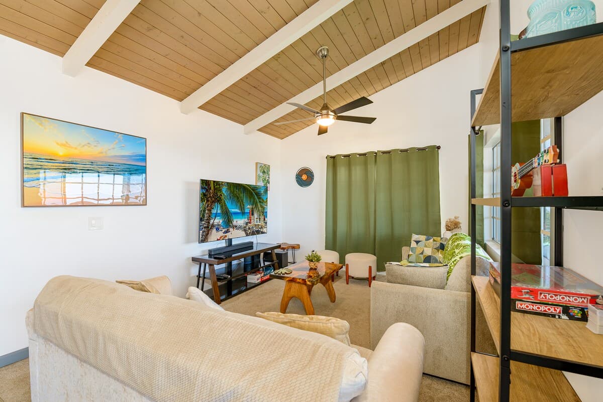 Home in Kailua-Kona · ★4.82 · 3 bedrooms · 5 beds · 2 private baths - Photo 4