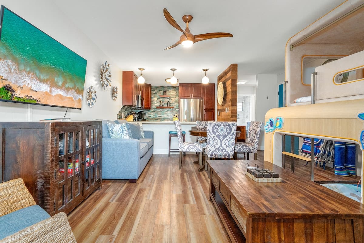 Condo in Kihei · ★4.85 · 1 bedroom · 3 beds · 1 bath - Photo 1