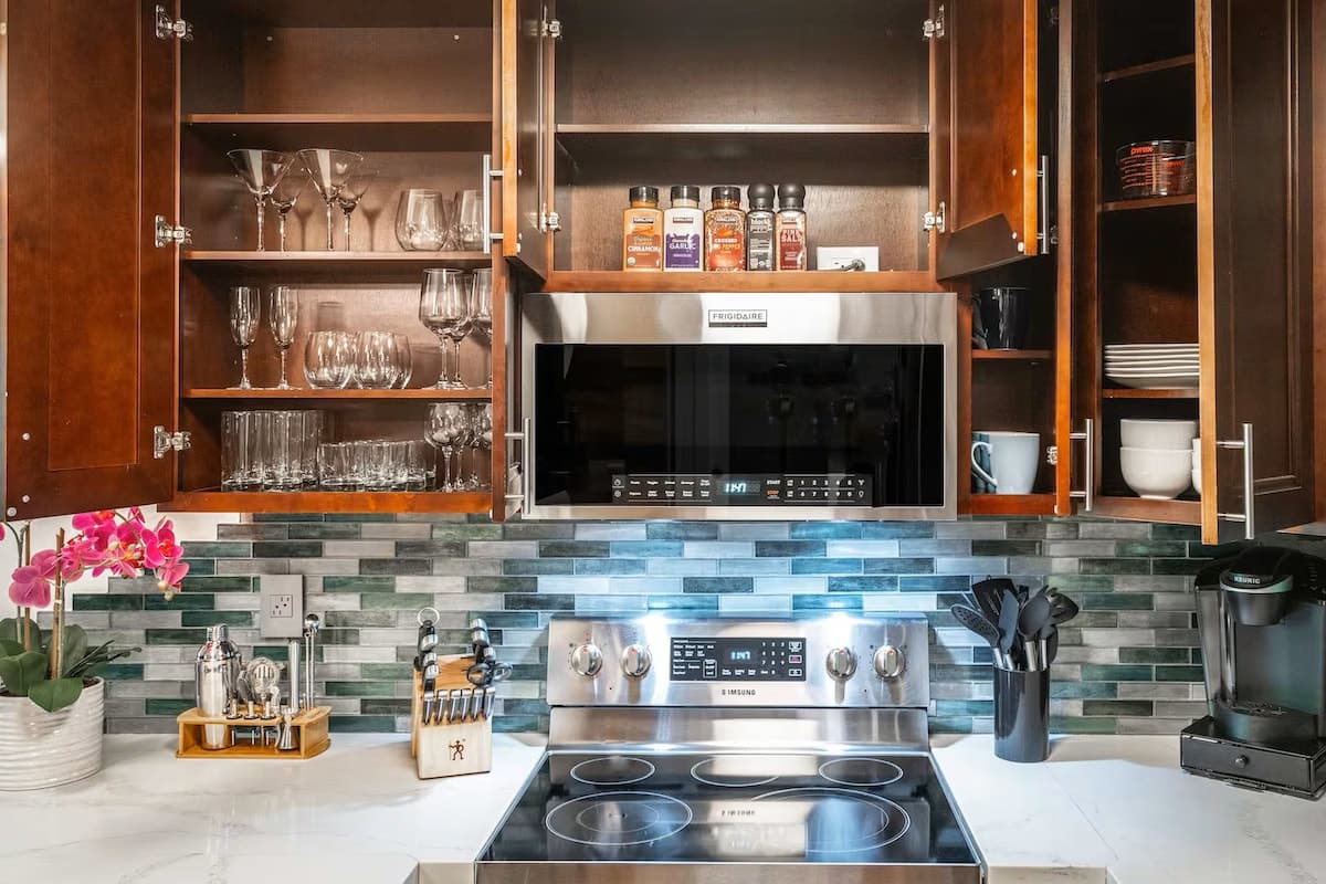 Condo in Kihei · ★4.85 · 1 bedroom · 3 beds · 1 bath - Photo 3