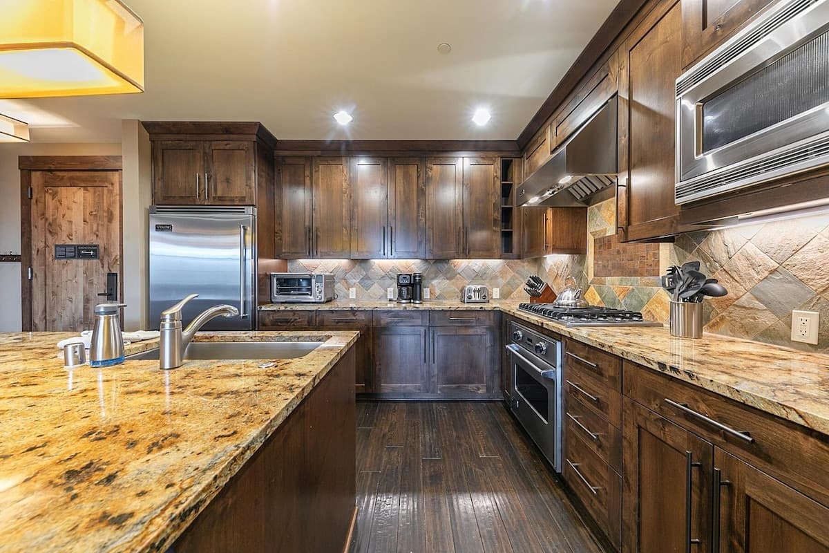 Lux 3BR Northstar S-In/Out Condo - Photo 4