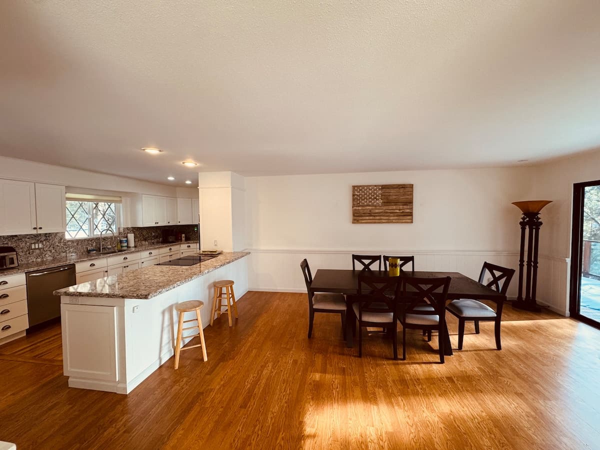 Home in Incline Village · ★New · 4 bedrooms · 6 beds · 3 private baths - Photo 4
