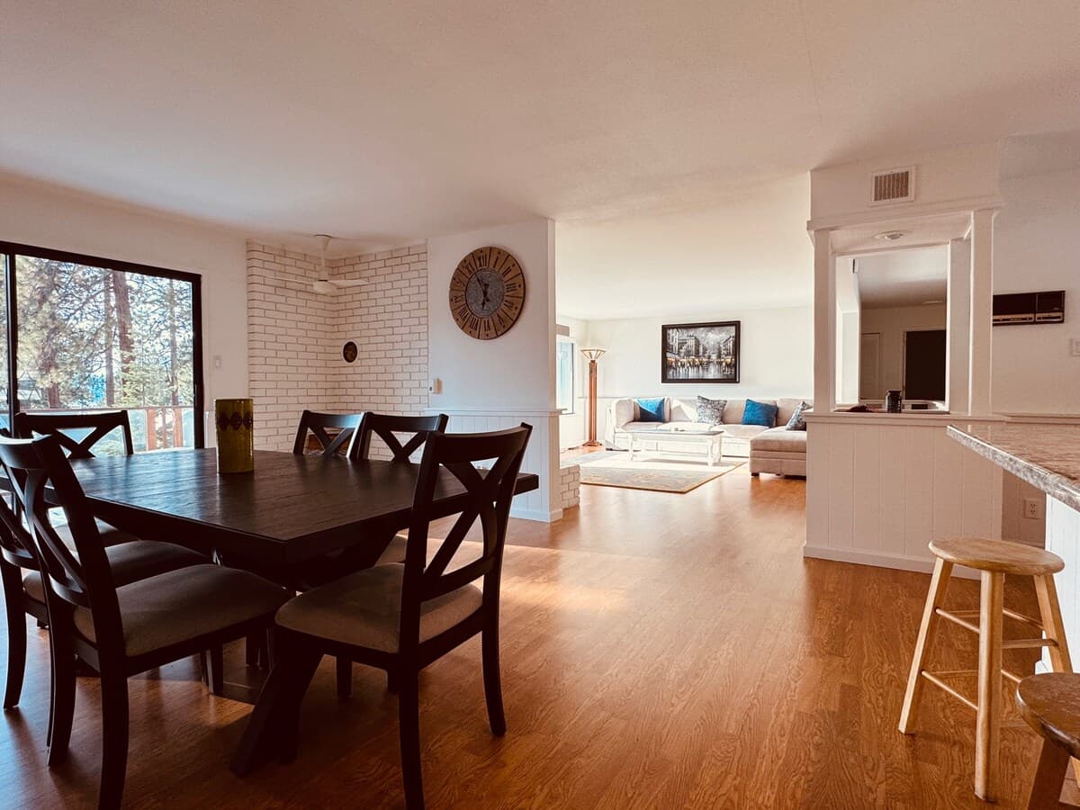 Home in Incline Village · ★New · 4 bedrooms · 6 beds · 3 private baths - Photo 5