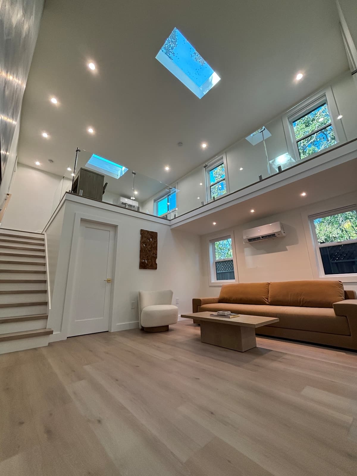Modern Luxury Treehouse in Redwood Grove - Photo 4