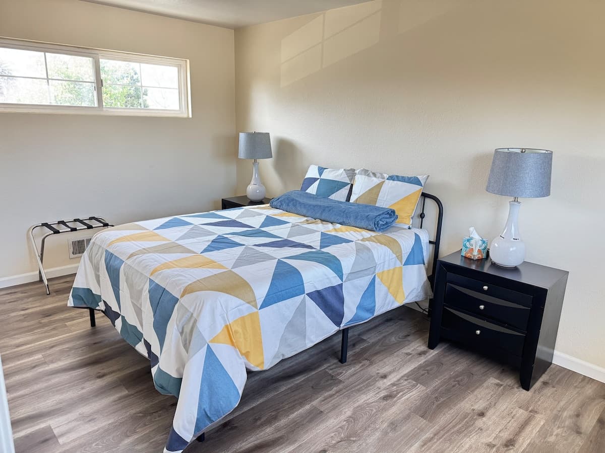 Santana Row Minutes Away5BR Family Home - Photo 4