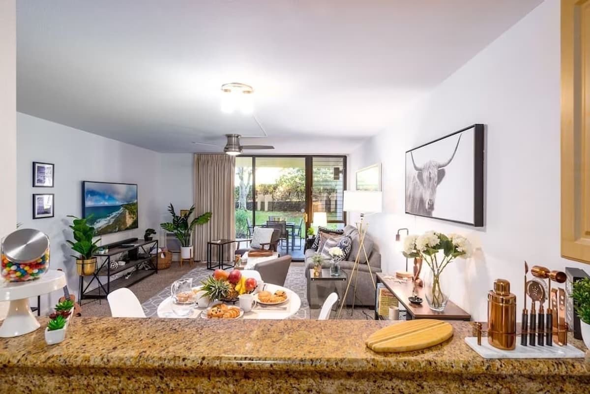 Condo in Kihei · ★5.0 · 1 bedroom · 2 beds · 2 baths - Photo 5