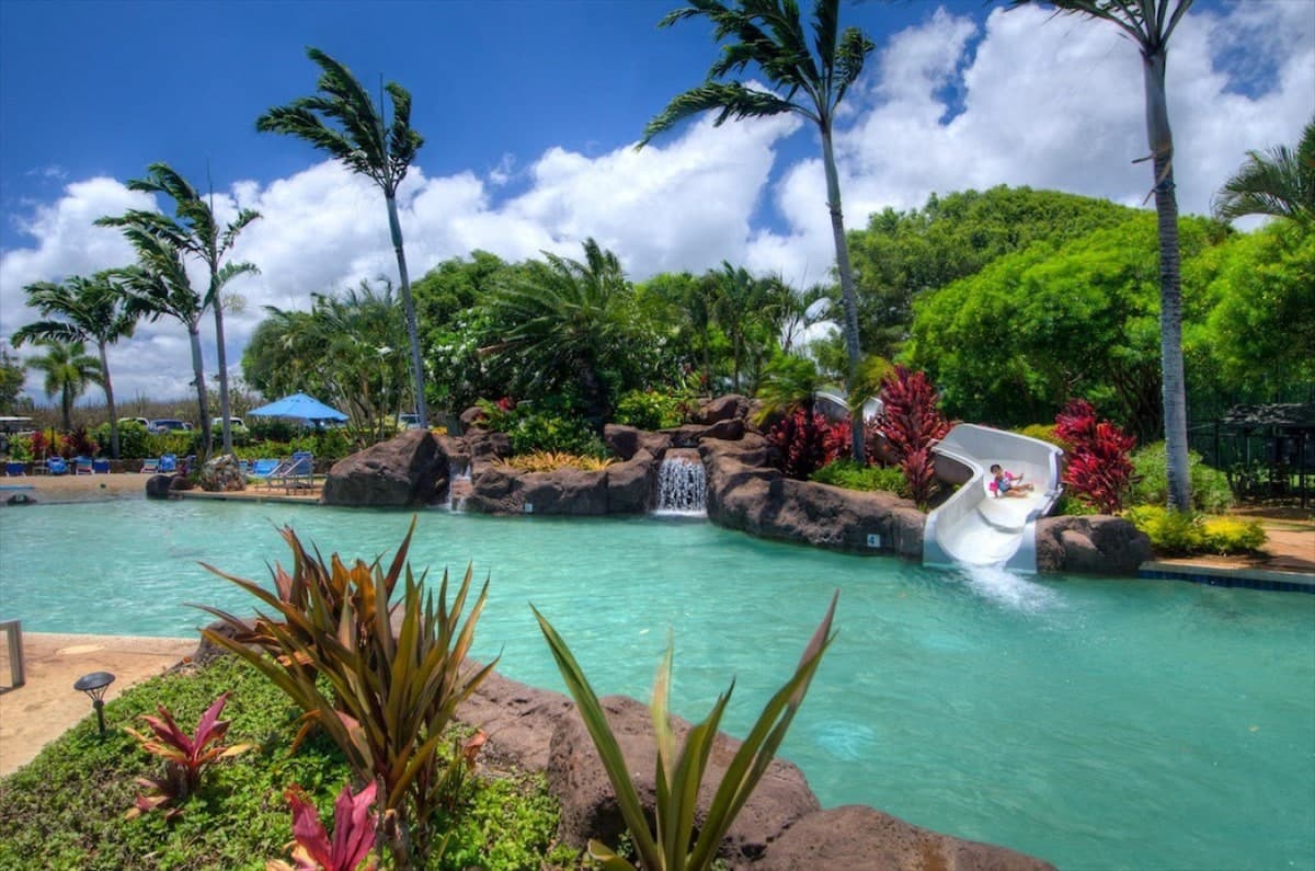 Home in Poipu · ★5.0 · 3 bedrooms · 5 beds · 3 baths - Photo 4
