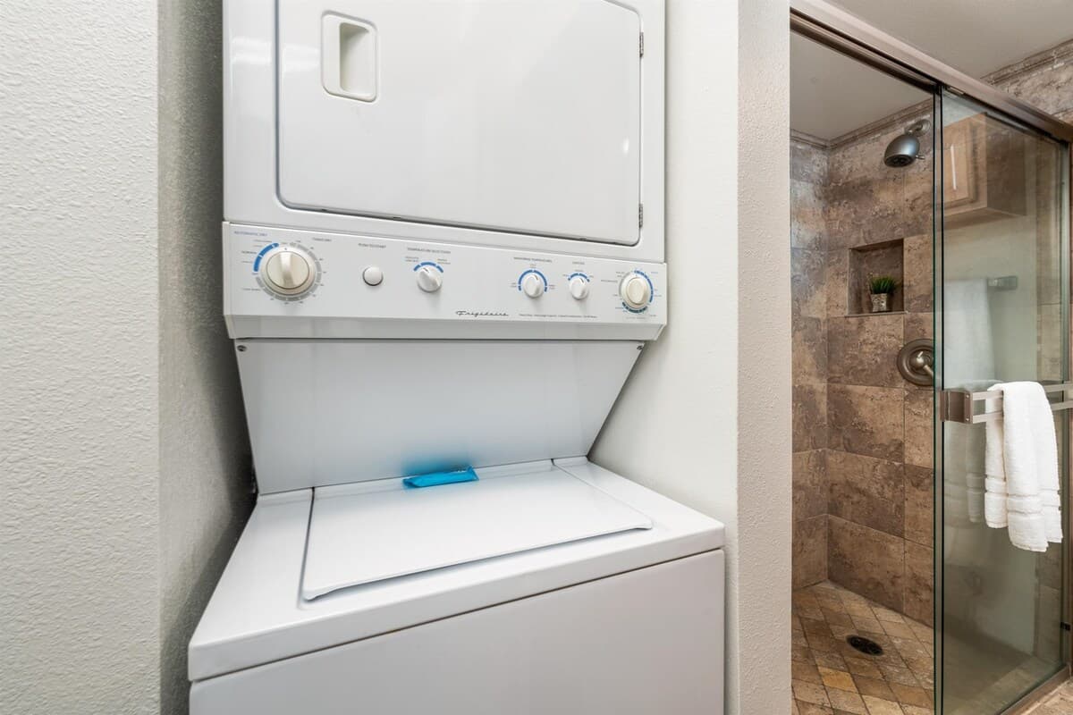 Royal Kahana+WasherDryer in Unit +Kitchen+AC - Photo 4