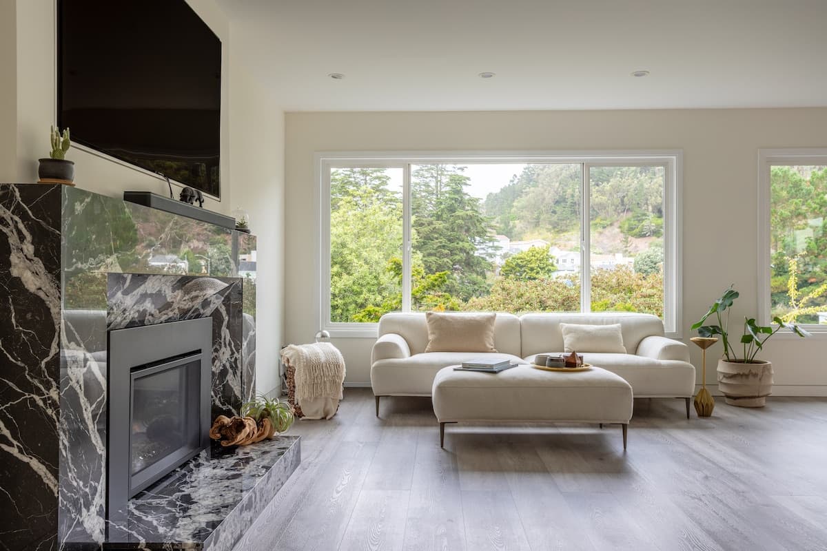 Twin Peaks Designer Home with City Views - Photo 1