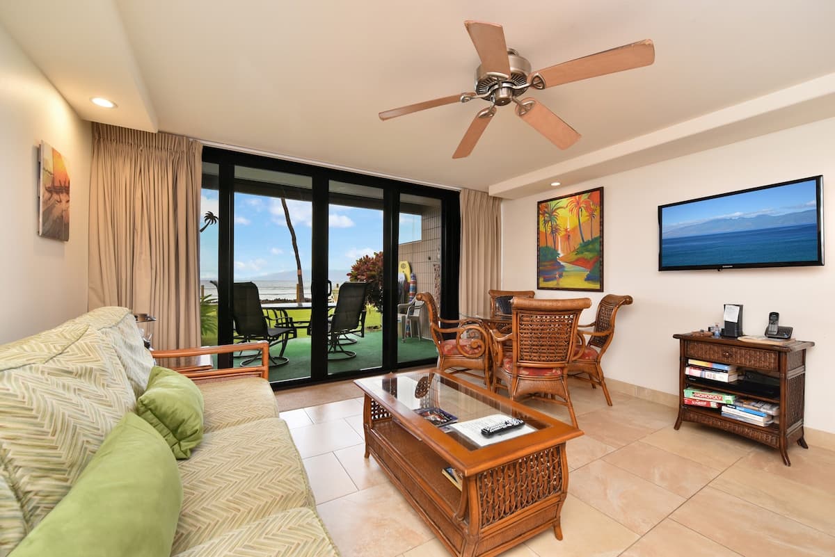 Condo in Lahaina · ★4.81 · 1 bedroom · 1 bed · 1 bath - Photo 1