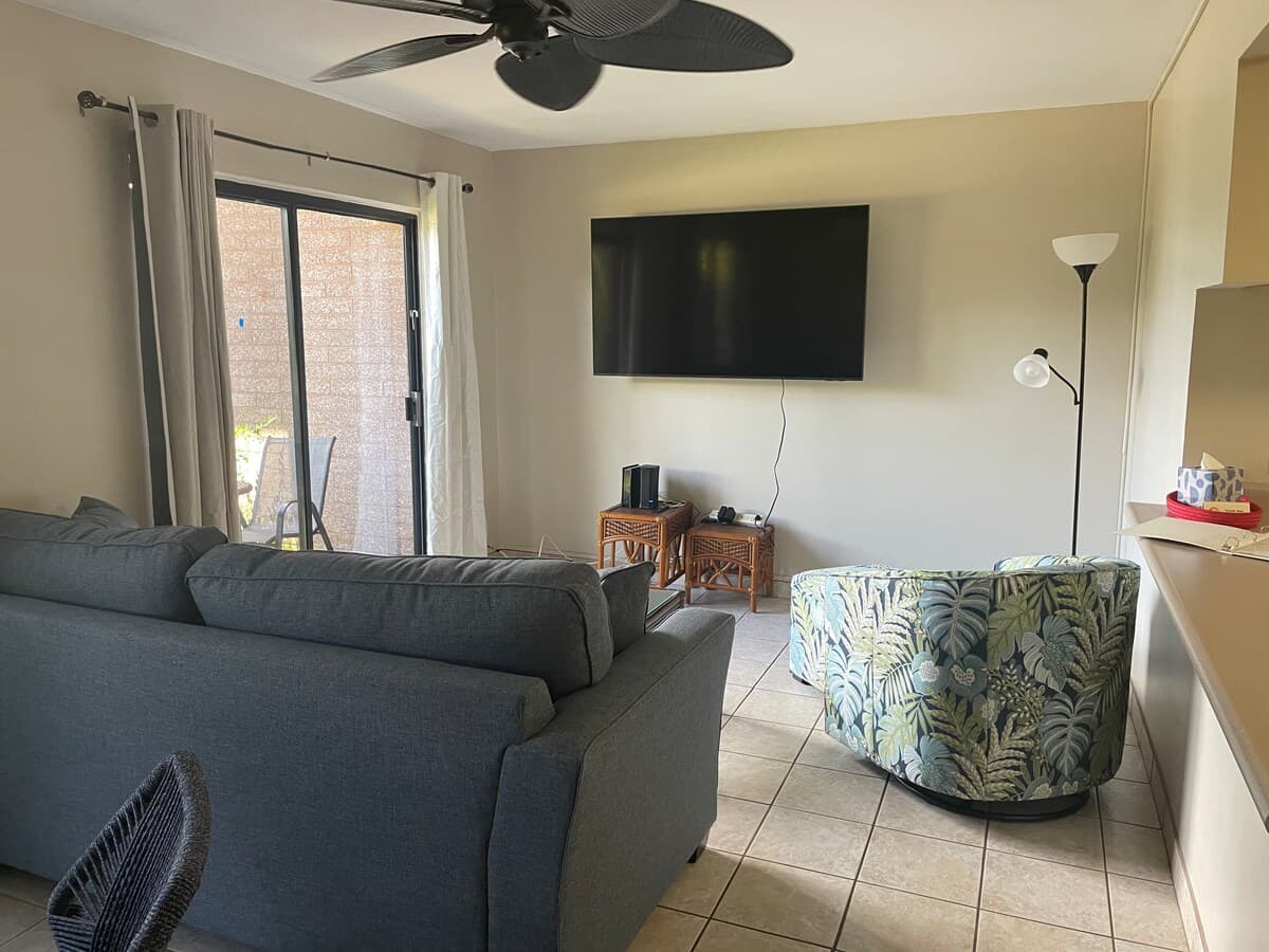 Condo in Kihei · ★4.7 · 1 bedroom · 2 beds · 1 private bath - Photo 2