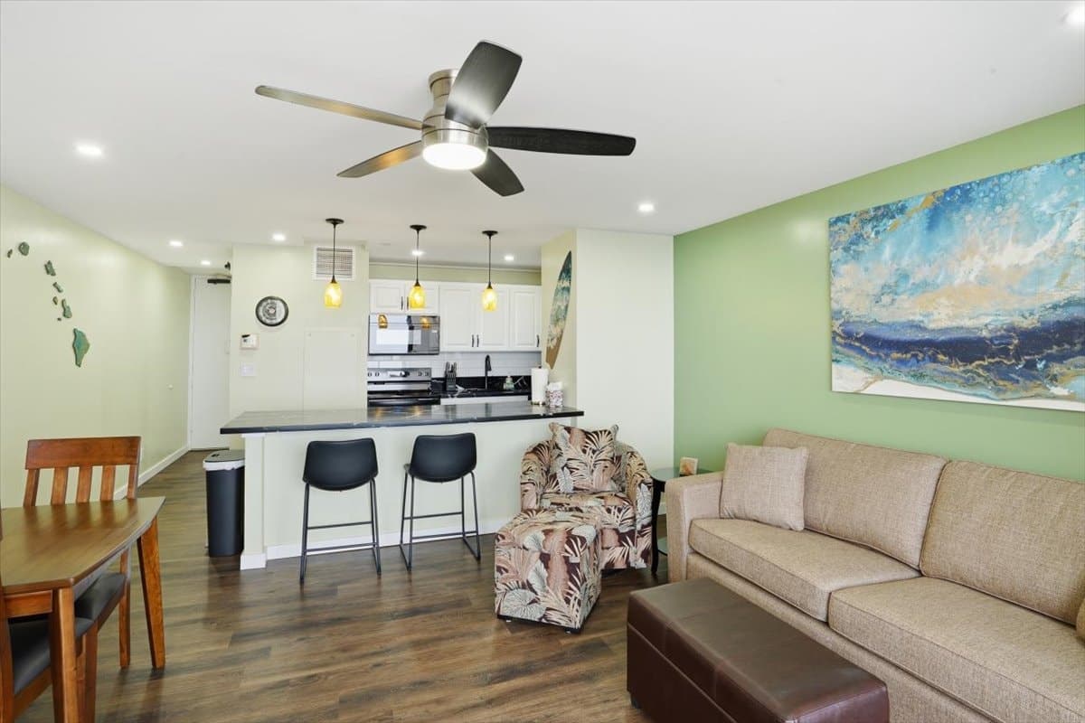 Condo in Kihei · ★5.0 · 1 bedroom · 2 beds · 1 bath - Photo 5
