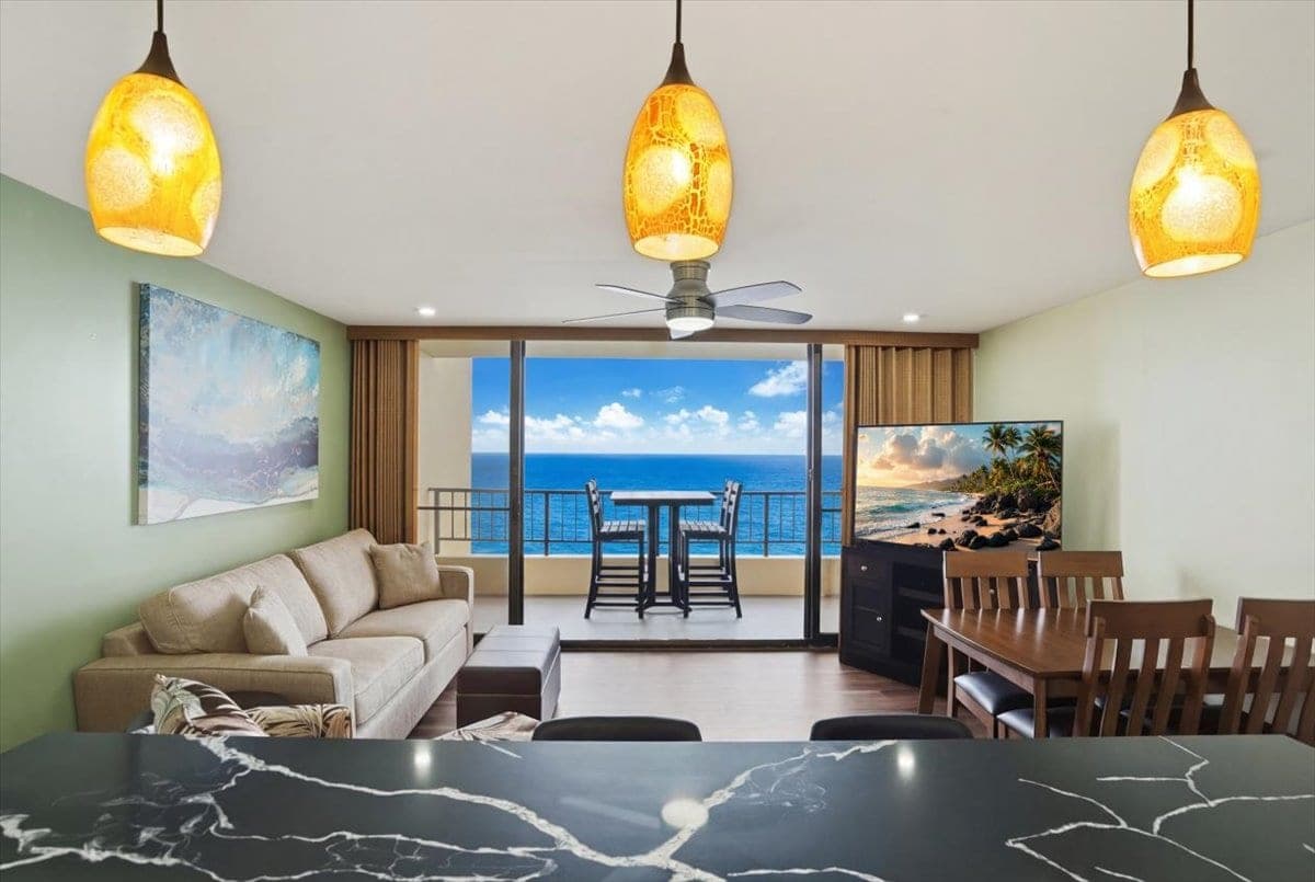 Condo in Kihei · ★5.0 · 1 bedroom · 2 beds · 1 bath - Photo 4