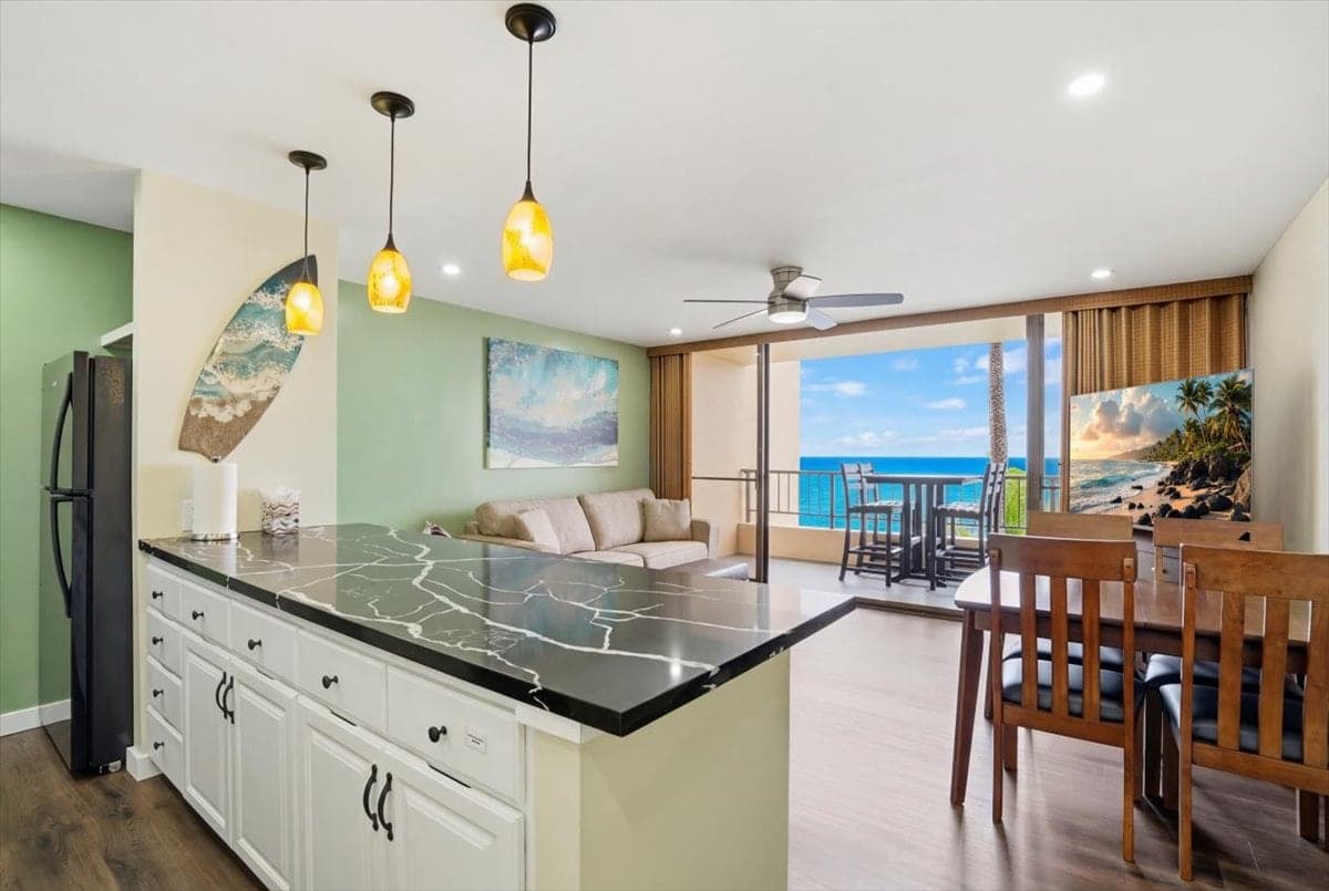 Condo in Kihei · ★5.0 · 1 bedroom · 2 beds · 1 bath - Photo 3
