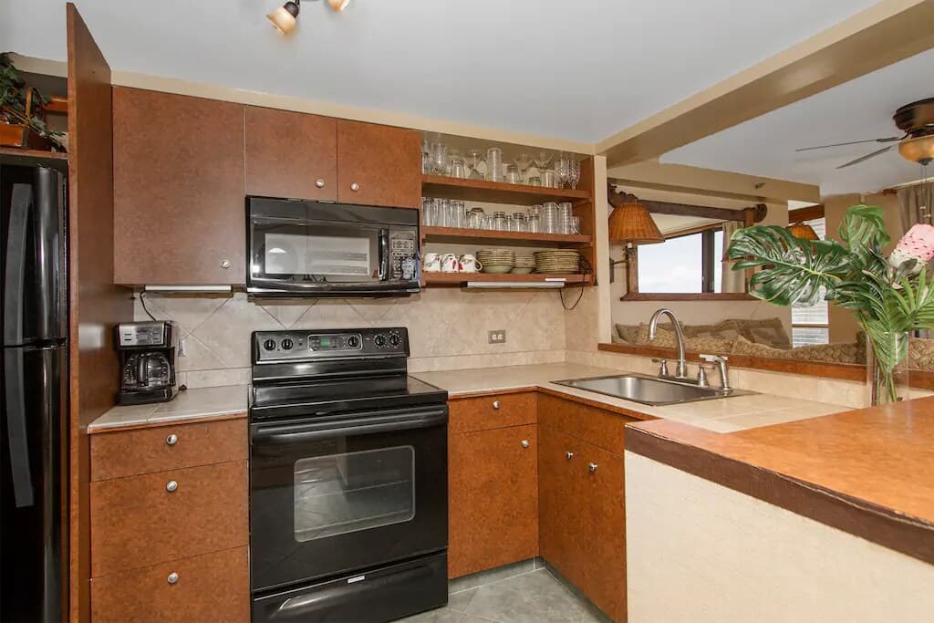 Hotel in Honolulu · ★4.6 · 2 bedrooms · 2 beds · 1 private bath - Photo 3
