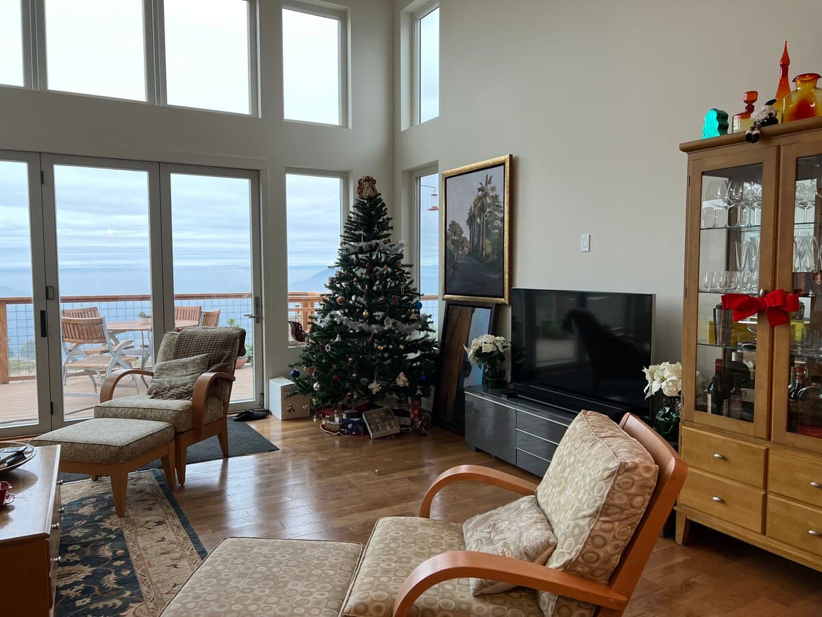 Home in Penngrove · ★5.0 · 2 bedrooms · 2 beds · 2 private baths - Photo 3