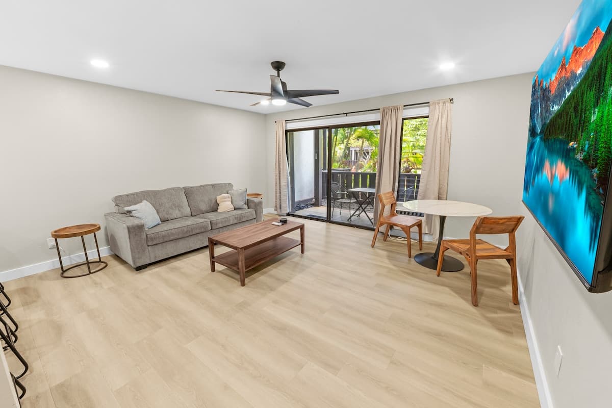 Tropical Zen Escape Modern 1BR Steps from Beach - Photo 3