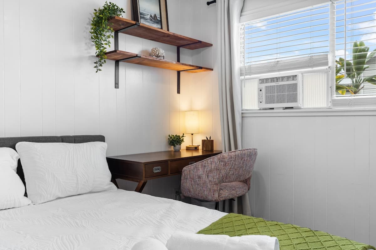 Condo in Hilo · ★4.81 · 2 bedrooms · 3 beds · 1 private bath - Photo 2