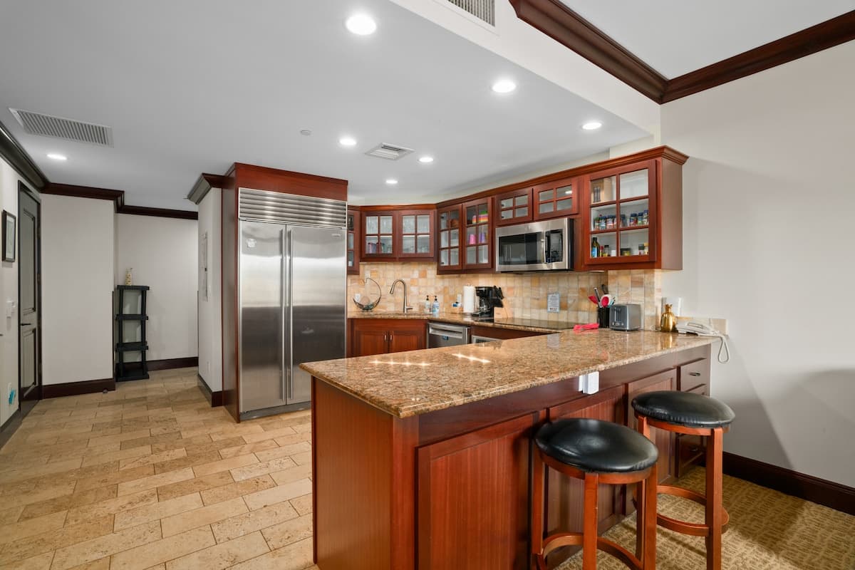Condo in Kapaa · ★4.83 · 1 bedroom · 2 beds · 2 baths - Photo 4