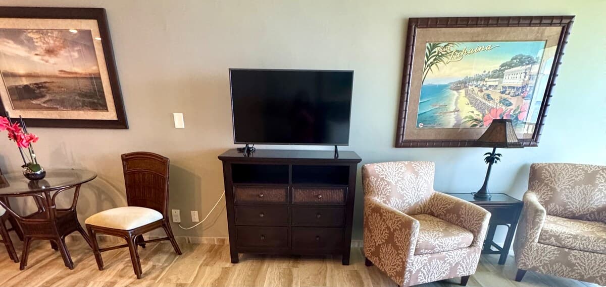 Lahaina Shores Beachfront OceanView TropicalEscape - Photo 2