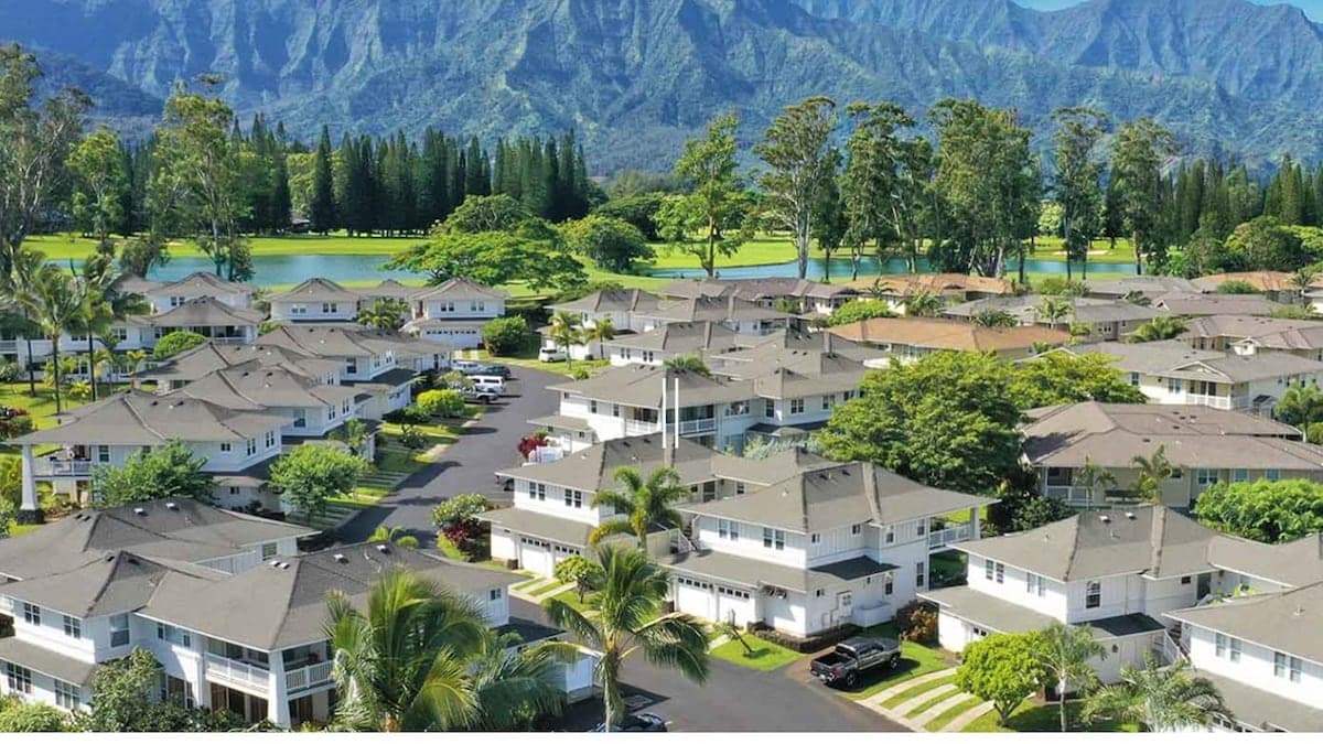 Home in Princeville · ★5.0 · 2 bedrooms · 4 beds · 2 baths - Photo 1
