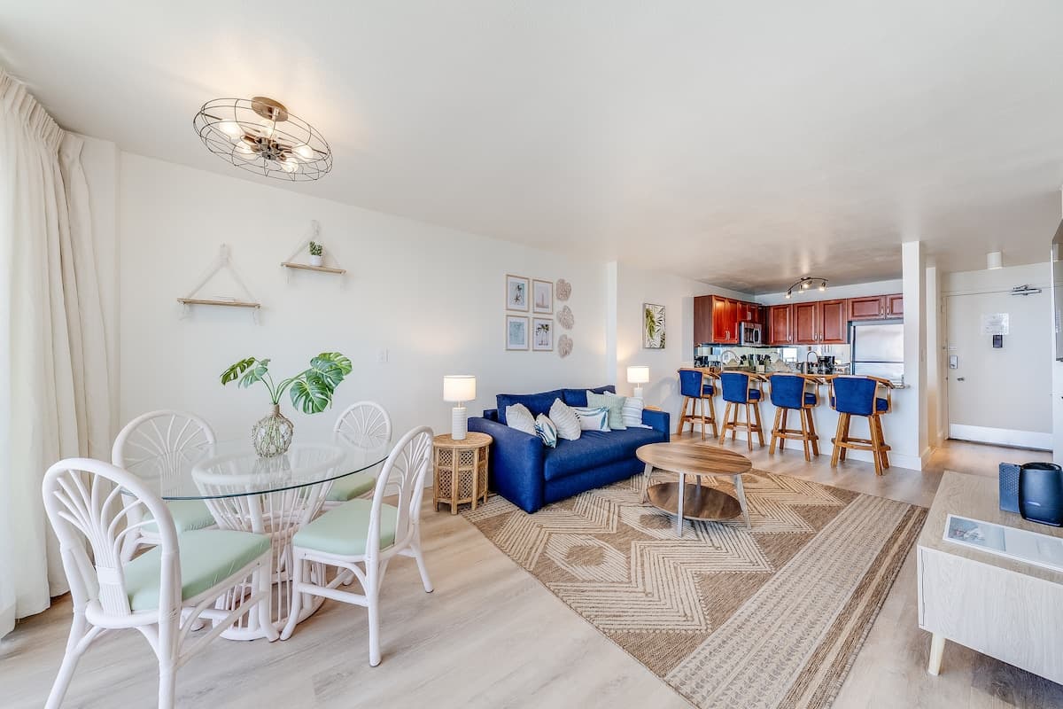 1886 Ilikai Marina 1BR - Top-Floor- Free Fireworks - Photo 5