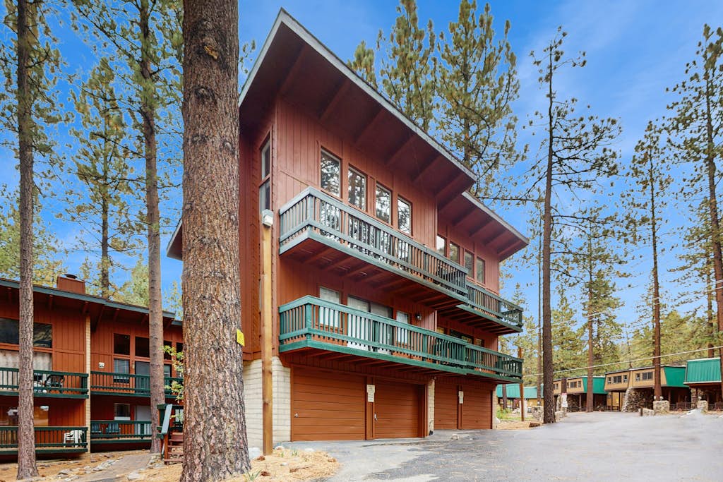 Walk-to-Heavenly Condo with Hot Tub - Photo 1