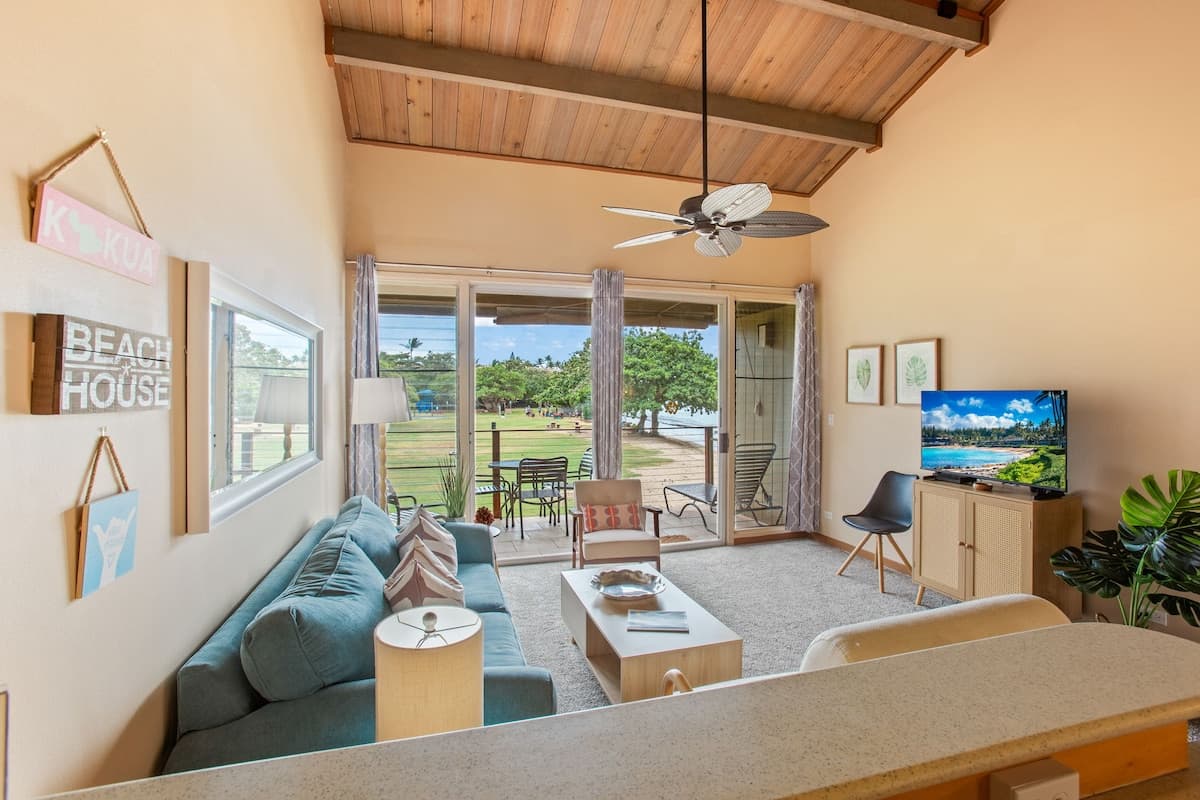 Beachfront Bliss - Photo 3