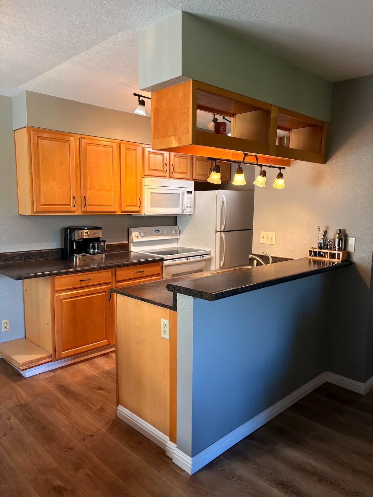 Condo in Waikoloa Village · ★4.38 · 2 bedrooms · 1 bed · 2 private baths - Photo 5