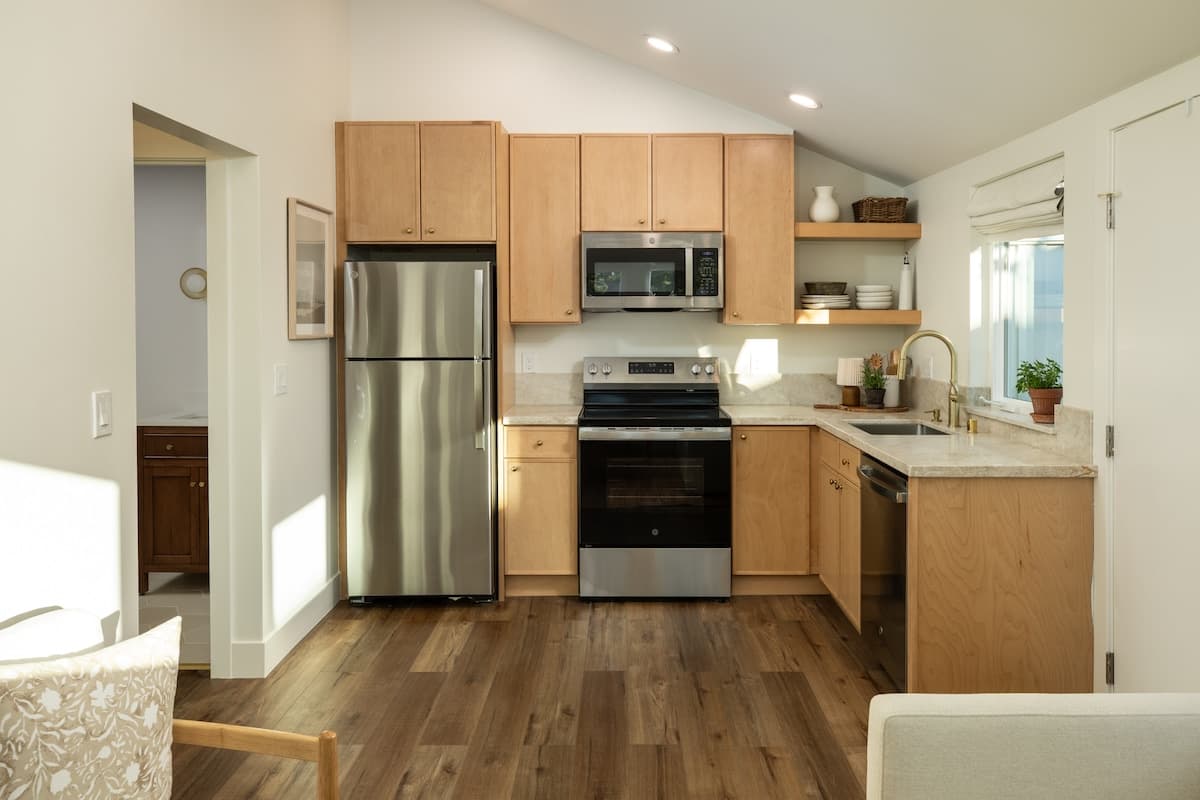 Just Built 2BR/1BA Detached Home - Photo 3