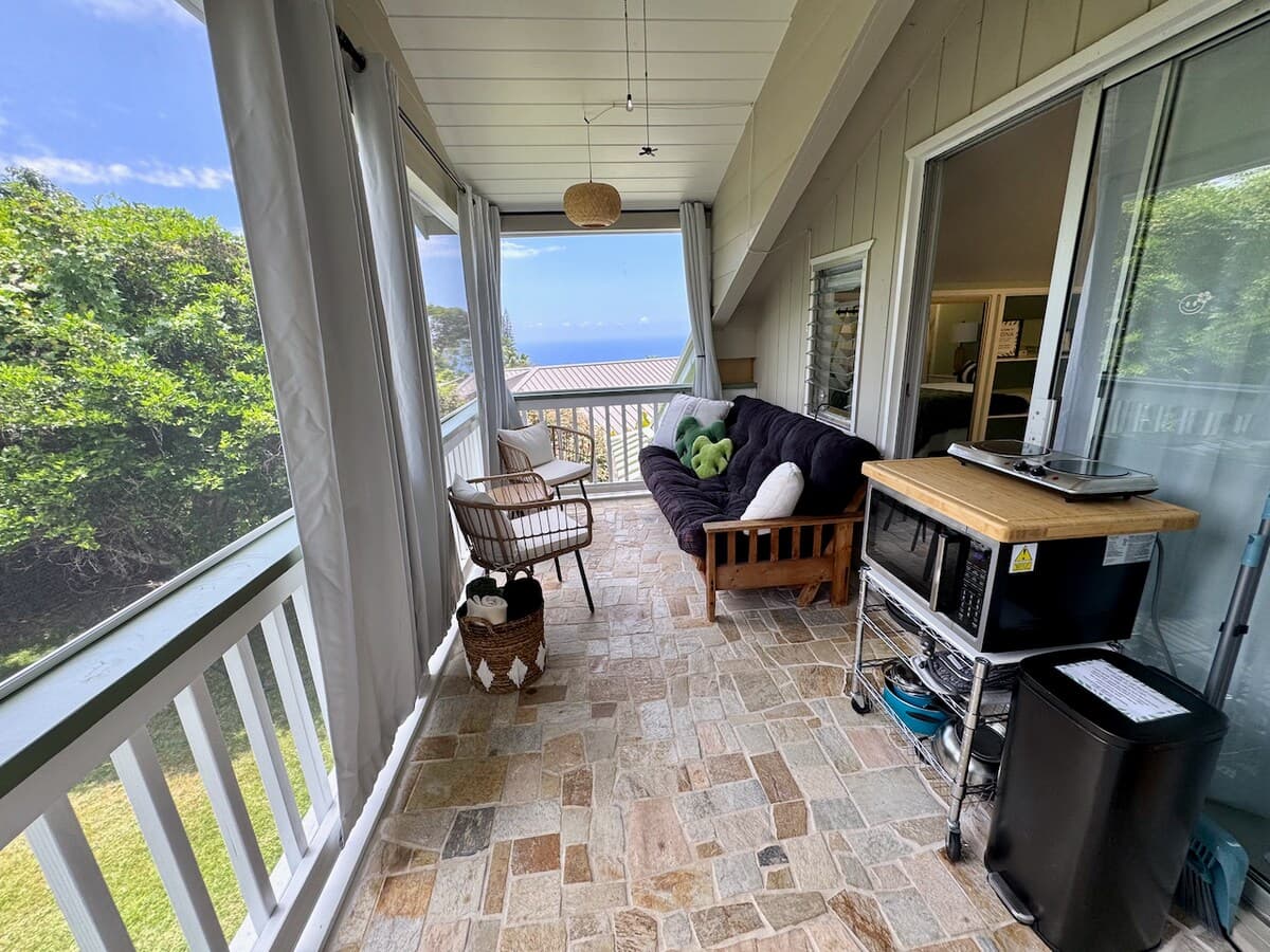 Ocean View Studio • Breezy Lanai & Sunsets - Photo 4